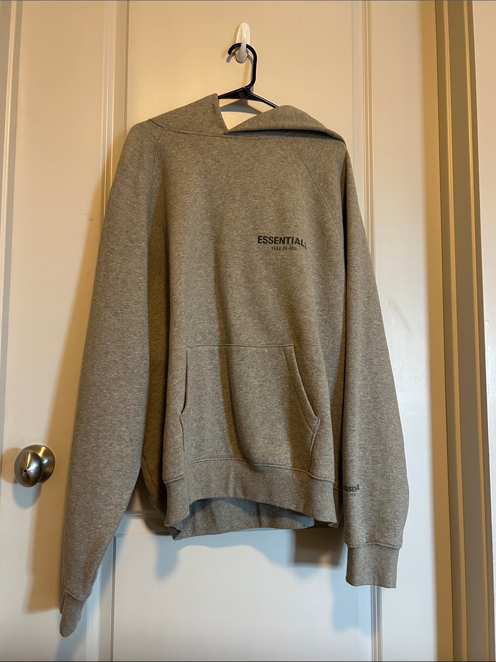 Essentials Heather Grey Pullover Hoodie NWOT LARGE